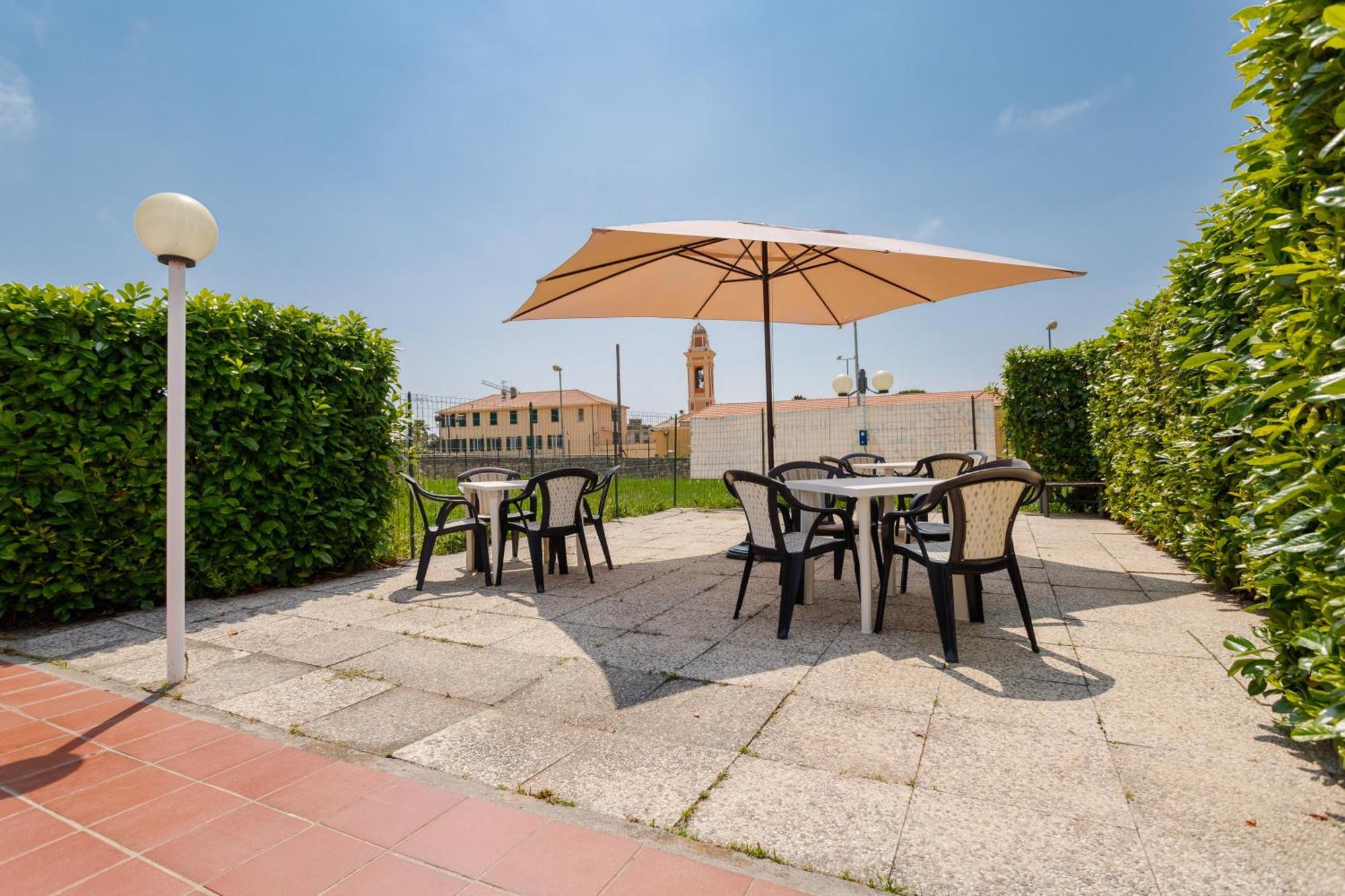 Residence Mizar Pietra Ligure Extérieur photo